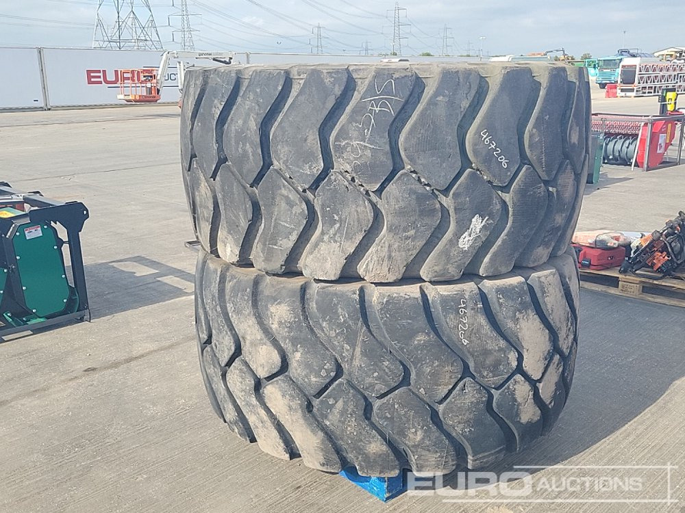 Bridgestone 29.5R25 Tyre (2 of) - Tire: picture 3 Bridgestone 29.5R25 Tyre (2 of) - Tire: picture 3