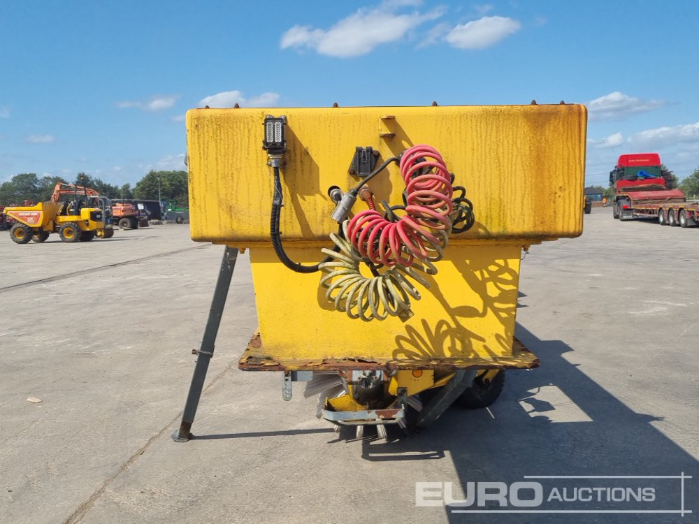Snow blower Bucher Schorling P21 Single Axle Runway Sweeper, Snow Clearing Brush, Snow Blower, Dryer: picture 8