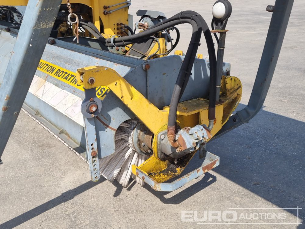 Snow blower Bucher Schorling P21 Single Axle Runway Sweeper, Snow Clearing Brush, Snow Blower, Dryer: picture 21