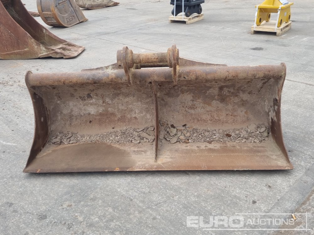 Bucket CAT 72" Ditching Bucket 65mm Pin to suit 13 Ton Excavator: picture 8