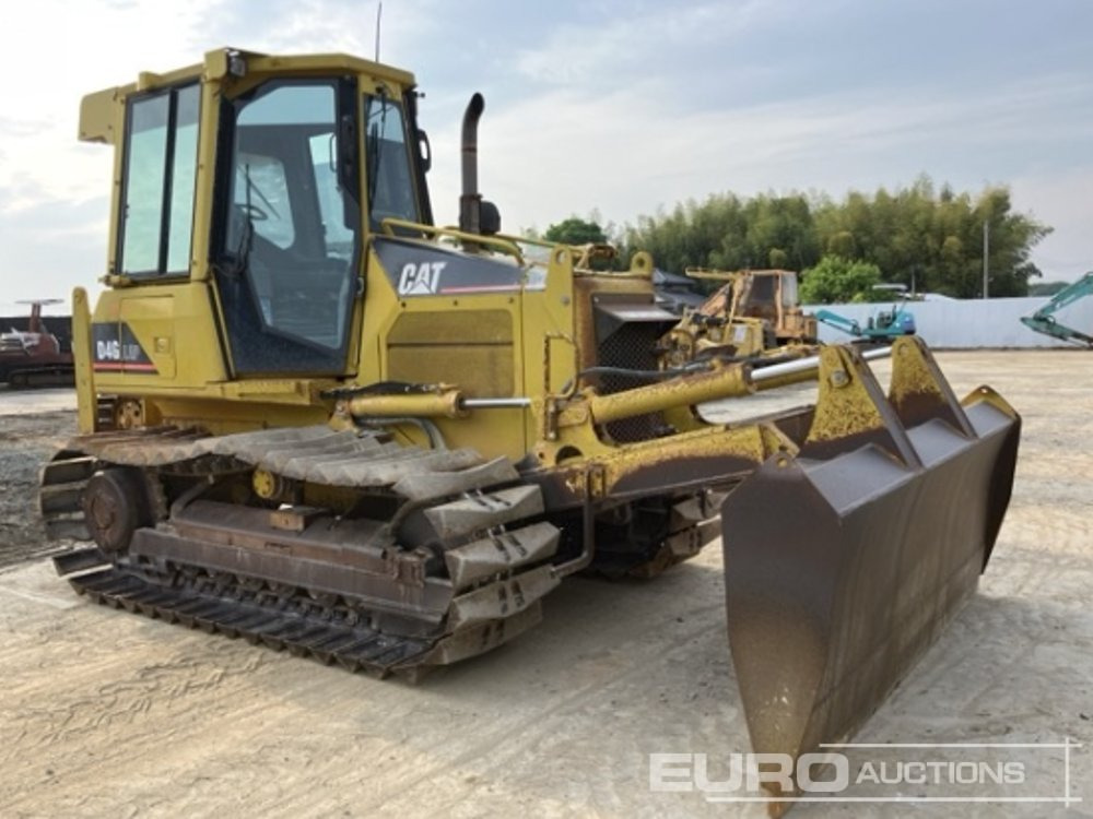 CAT D4G - Bulldozer: picture 5 CAT D4G - Bulldozer: picture 5