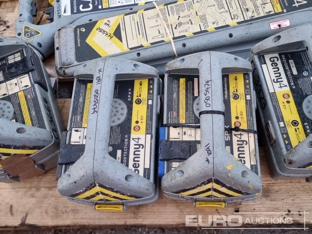 Construction equipment CAT and Generator Locator Set (5 of): picture 10