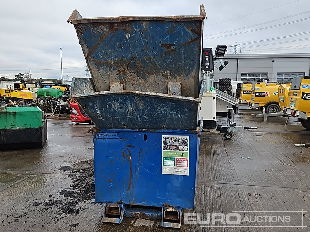Conquip Tipping Skip to suit Forklift (3 of) - Tipping skip: picture 2 Conquip Tipping Skip to suit Forklift (3 of) - Tipping skip: picture 2
