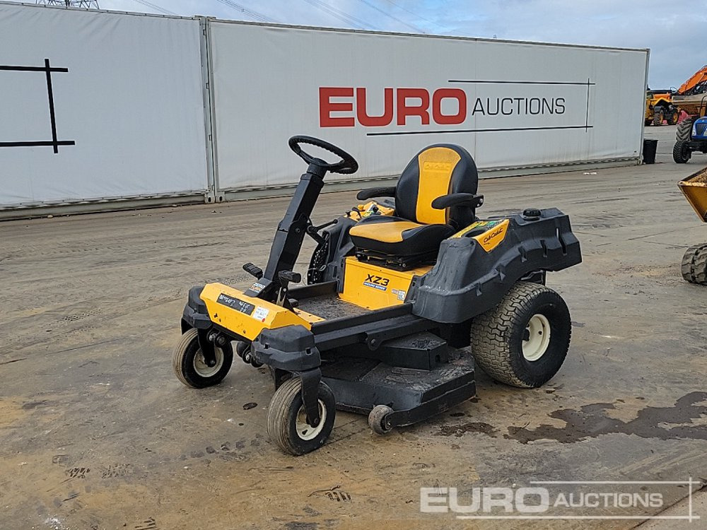 Cub Cadet XZ3 - Garden mower: picture 1 Cub Cadet XZ3 - Garden mower: picture 1