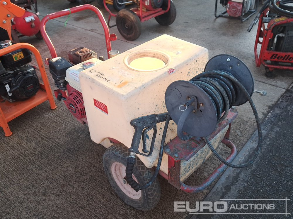 Demon Petrol Pressure Washer, Honda Engine - Pressure washer: picture 2 Demon Petrol Pressure Washer, Honda Engine - Pressure washer: picture 2