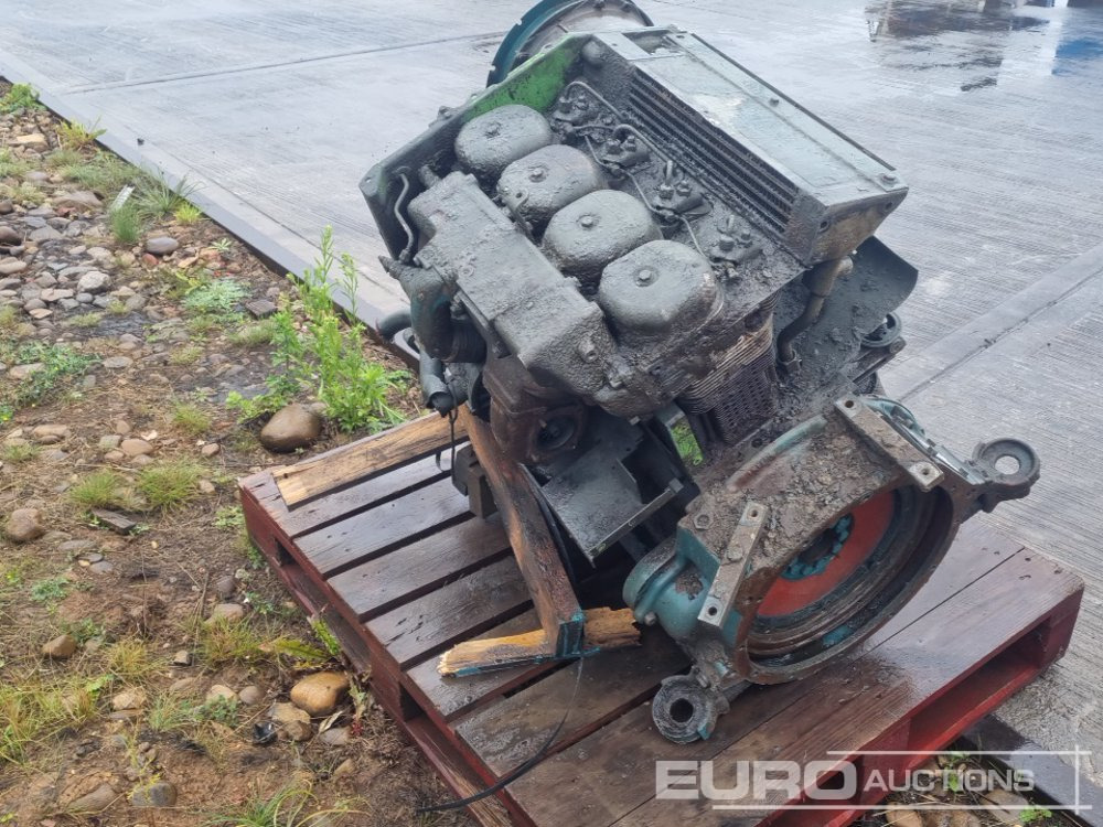 Deutz 4 Cylinder Engine - Engine: picture 5 Deutz 4 Cylinder Engine - Engine: picture 5