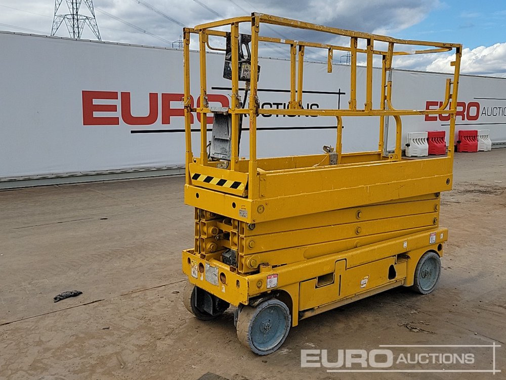 Haulotte Compact 8 - Aerial platform: picture 1 Haulotte Compact 8 - Aerial platform: picture 1