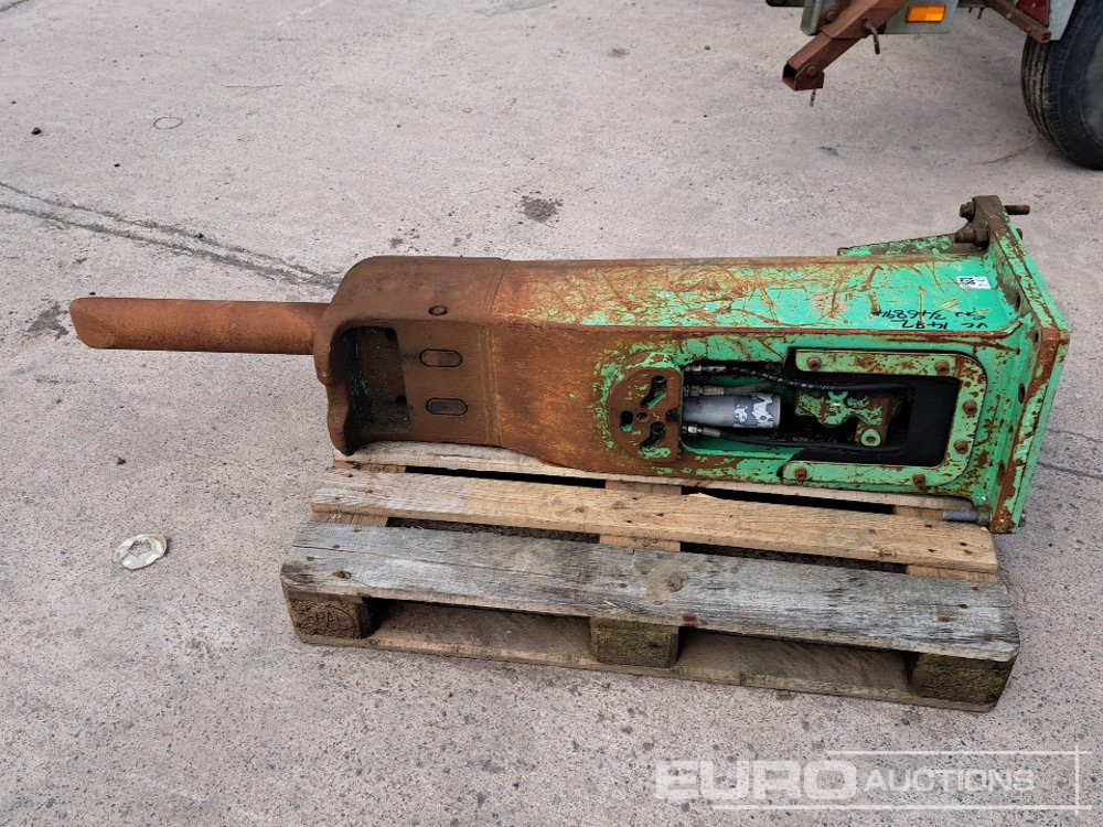 Hydraulic Breaker to suit 13 Ton Excavator - Hydraulic hammer: picture 2 Hydraulic Breaker to suit 13 Ton Excavator - Hydraulic hammer: picture 2