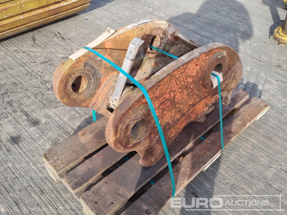 Hydraulic Single Lock QH 80mm Pin to suit 20 Ton Excavator - Quick coupler: picture 5 Hydraulic Single Lock QH 80mm Pin to suit 20 Ton Excavator - Quick coupler: picture 5