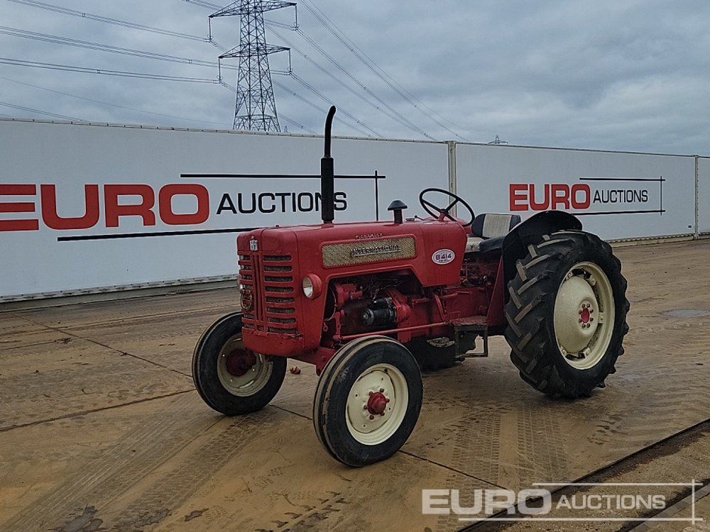 International B414 - Farm tractor: picture 1 International B414 - Farm tractor: picture 1