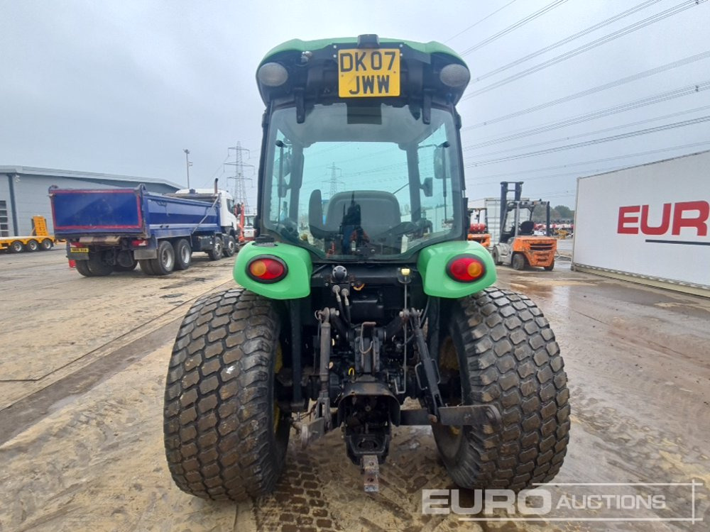 John Deere 4320 - Compact tractor: picture 4 John Deere 4320 - Compact tractor: picture 4