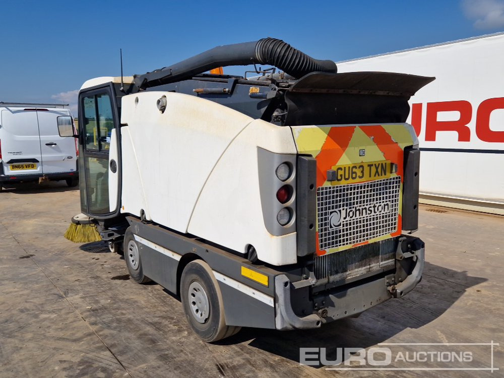 Johnston C201 - Road sweeper: picture 3 Johnston C201 - Road sweeper: picture 3