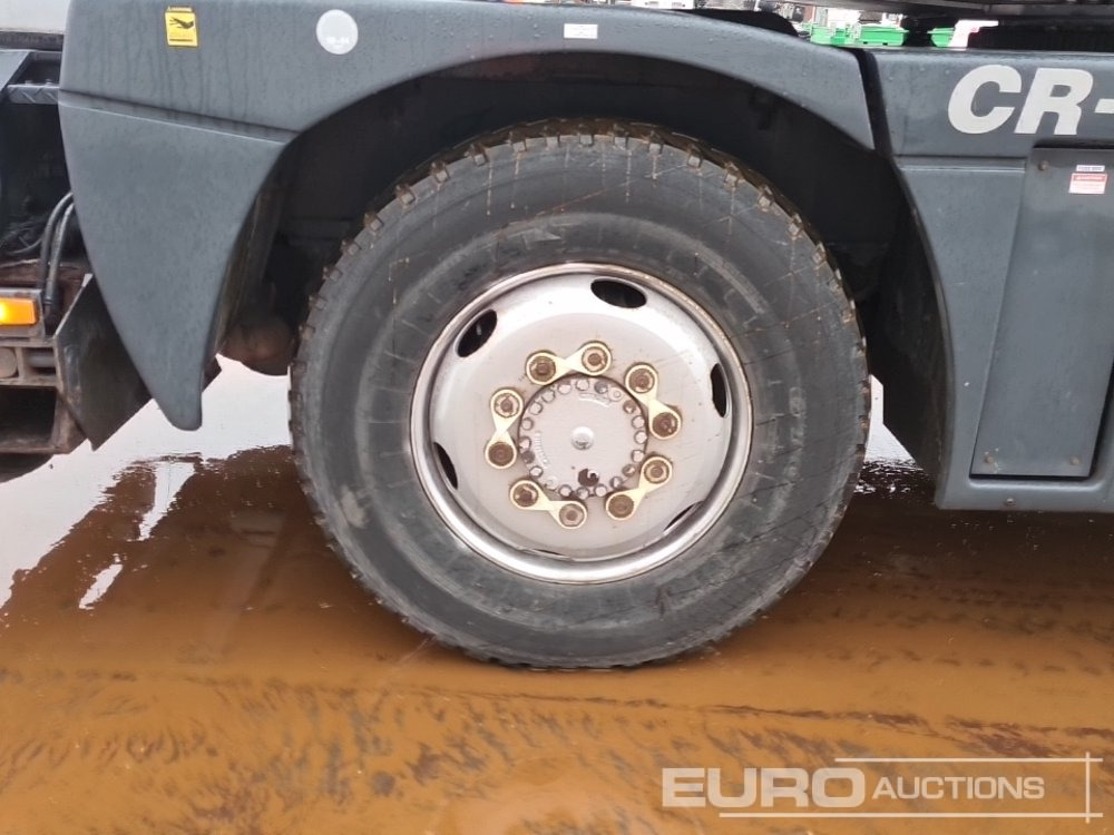 Mobile crane Kato CR100: picture 11