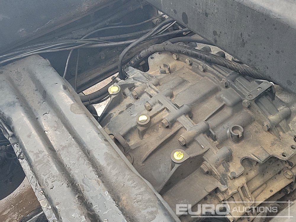 Dropside/ Flatbed truck MAN 26.400: picture 25