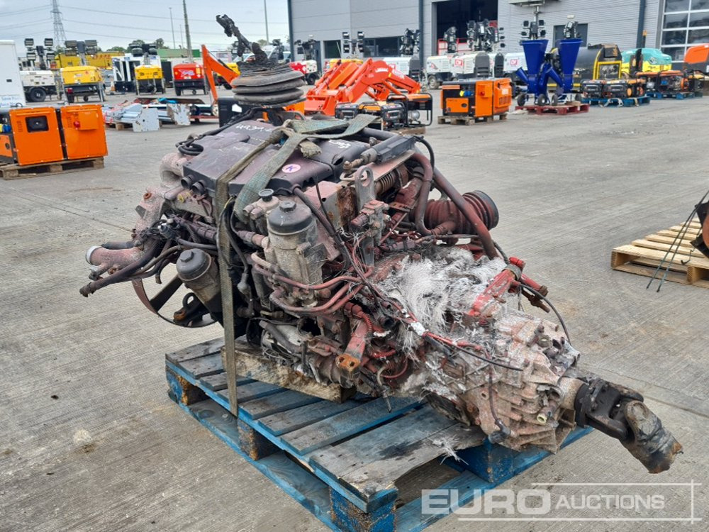 MAN 4 Cylinder Engine, Gearbox - Engine: picture 3 MAN 4 Cylinder Engine, Gearbox - Engine: picture 3