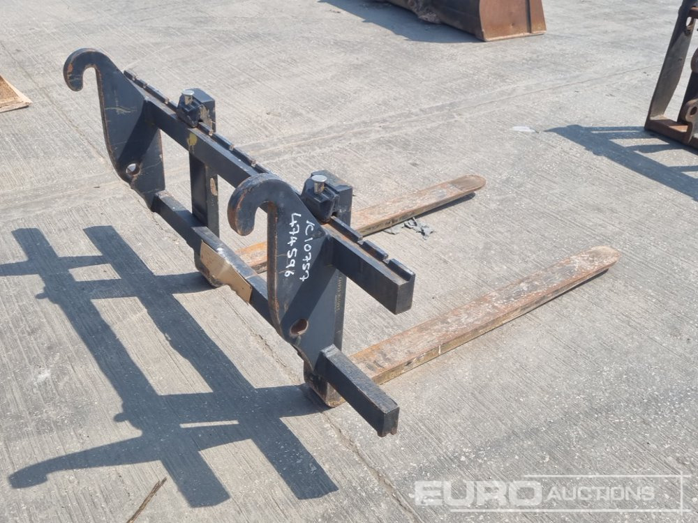 2019 JCB Fork Frame & Forks to suit Telehandler - Material handling equipment: picture 5 2019 JCB Fork Frame & Forks to suit Telehandler - Material handling equipment: picture 5