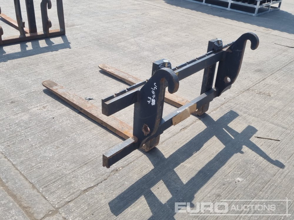2019 JCB Fork Frame & Forks to suit Telehandler - Material handling equipment: picture 3 2019 JCB Fork Frame & Forks to suit Telehandler - Material handling equipment: picture 3
