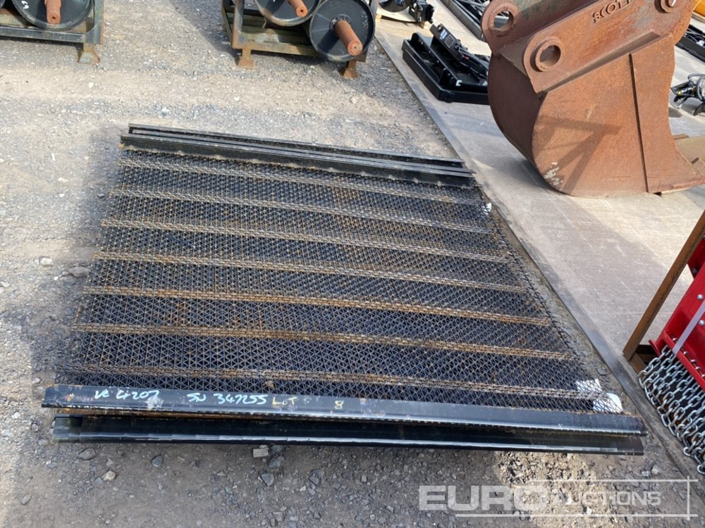 Mesh Panels to suit Screener (6 of) - Construction equipment: picture 4 Mesh Panels to suit Screener (6 of) - Construction equipment: picture 4