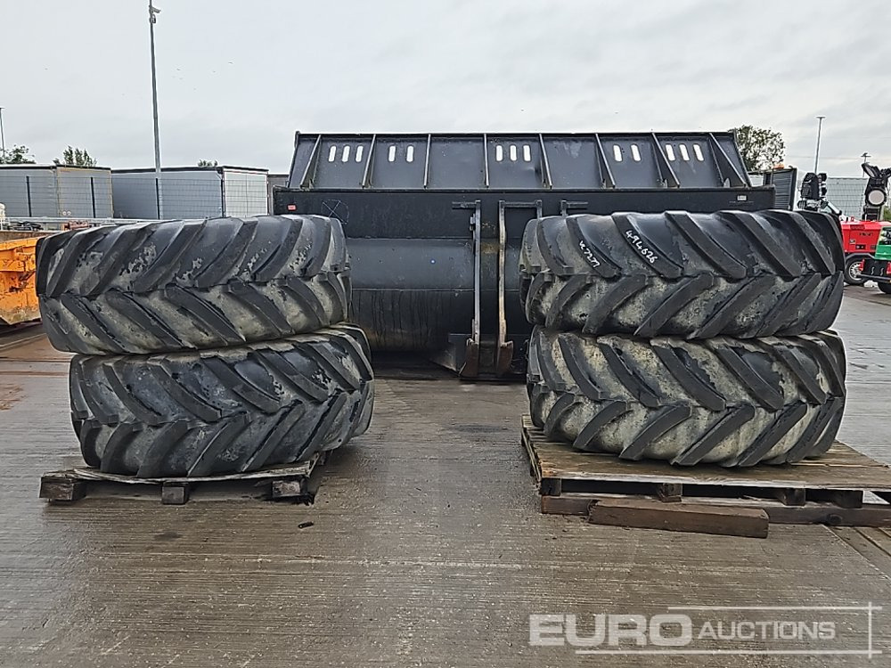 Michelin 620/75R26 Tyre & Rim (4 of) - Tire: picture 2 Michelin 620/75R26 Tyre & Rim (4 of) - Tire: picture 2