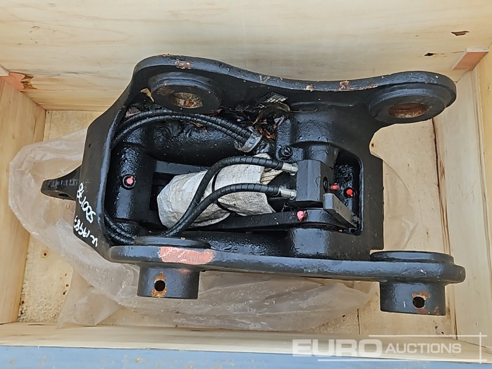 Miller Hydraulic QH 65mm Pin to suit 13 Ton Excavator - Quick coupler: picture 4 Miller Hydraulic QH 65mm Pin to suit 13 Ton Excavator - Quick coupler: picture 4