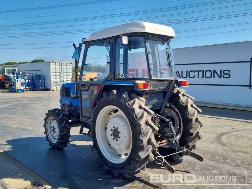 New Holland 2300 - Farm tractor: picture 3 New Holland 2300 - Farm tractor: picture 3