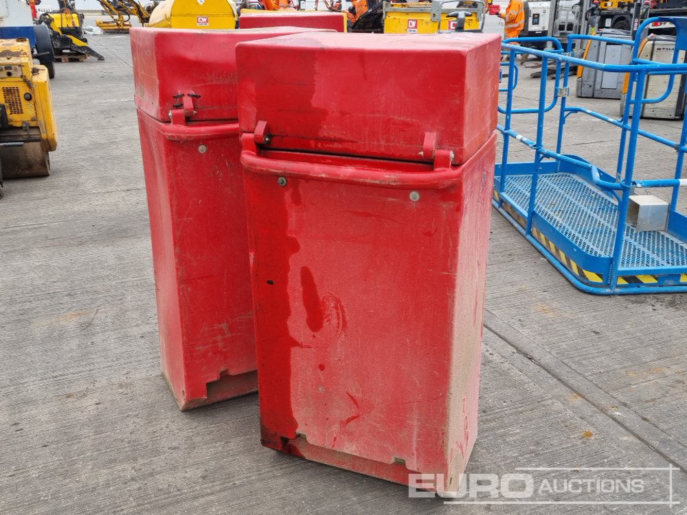 Plastic Bunded Fuel Caddy, Manual Pump (2 of) - Storage tank: picture 3 Plastic Bunded Fuel Caddy, Manual Pump (2 of) - Storage tank: picture 3