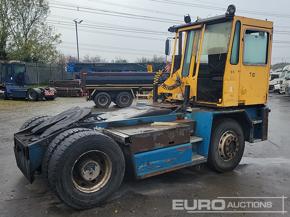 Sisu 4x2 Shunter (Runs, Hydraulic Leak) - Terminal tractor: picture 5 Sisu 4x2 Shunter (Runs, Hydraulic Leak) - Terminal tractor: picture 5