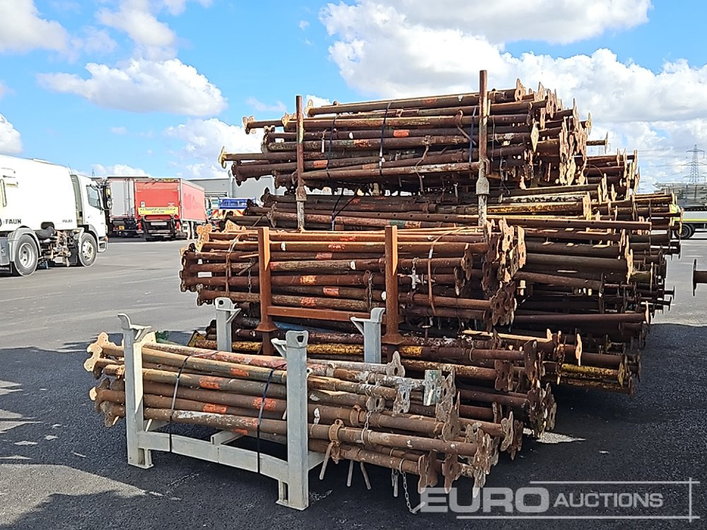 Stillage of Acrow Props (14 of) - Construction equipment: picture 1 Stillage of Acrow Props (14 of) - Construction equipment: picture 1