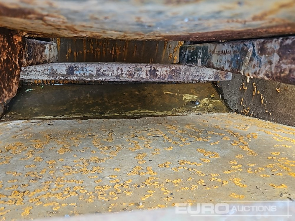 Tipping skip Tipping Skp, Skp to suit Forklift: picture 10 Tipping skip Tipping Skp, Skp to suit Forklift: picture 10