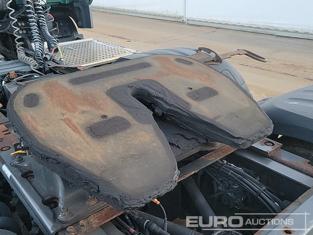 Tractor unit 2017 DAF CF440: picture 26