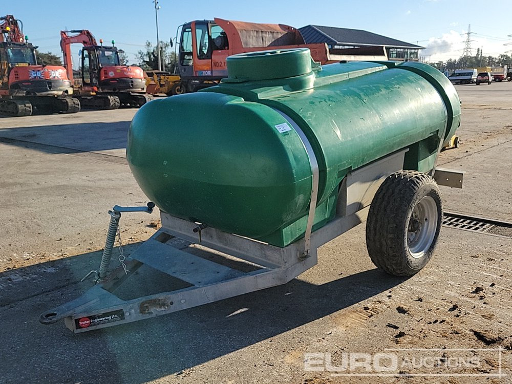 Traier Engineering Single Axle Plastic Water Bowser - Storage tank: picture 1 Traier Engineering Single Axle Plastic Water Bowser - Storage tank: picture 1