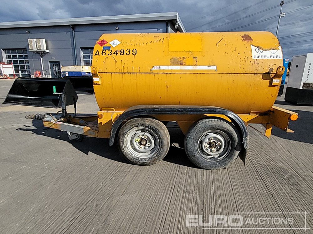 Trailer Engineering 973 Litre Single Axle Bunded Fuel Bowser, Manual Pump - Storage tank: picture 2 Trailer Engineering 973 Litre Single Axle Bunded Fuel Bowser, Manual Pump - Storage tank: picture 2