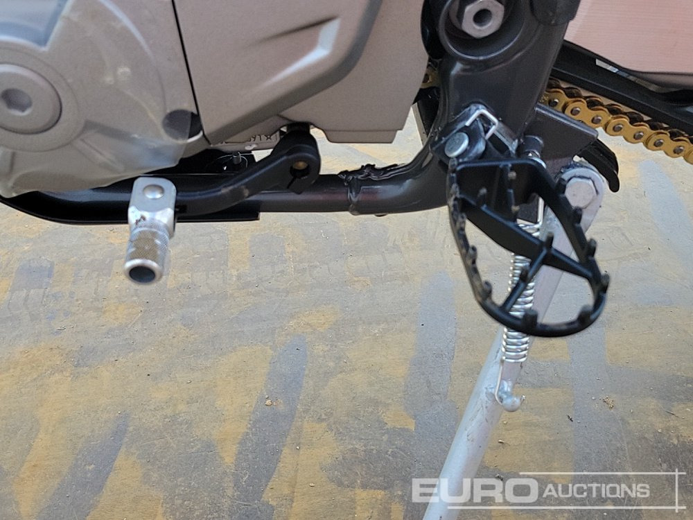 Motorcycle Unused 2025 Apollo Storm 300cc Motorcross Bike, 21" Front, 18" Rear Tyres, Electric Start, Air Cooled, Hydraulic Suspension, Disc Brakes, Lighting Kit (UNASSEMBLED): picture 25 Motorcycle Unused 2025 Apollo Storm 300cc Motorcross Bike, 21" Front, 18" Rear Tyres, Electric Start, Air Cooled, Hydraulic Suspension, Disc Brakes, Lighting Kit (UNASSEMBLED): picture 25