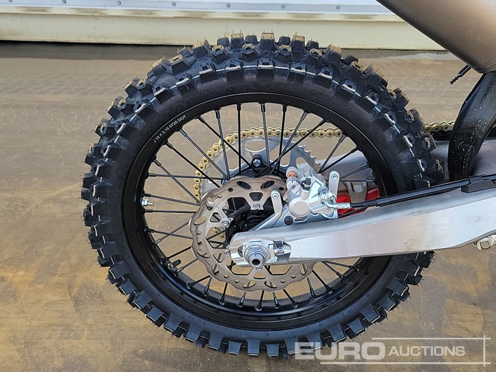 Motorcycle Unused 2025 Apollo Storm 300cc Motorcross Bike, 21" Front, 18" Rear Tyres, Electric Start, Air Cooled, Hydraulic Suspension, Disc Brakes, Lighting Kit (UNASSEMBLED): picture 12 Motorcycle Unused 2025 Apollo Storm 300cc Motorcross Bike, 21" Front, 18" Rear Tyres, Electric Start, Air Cooled, Hydraulic Suspension, Disc Brakes, Lighting Kit (UNASSEMBLED): picture 12