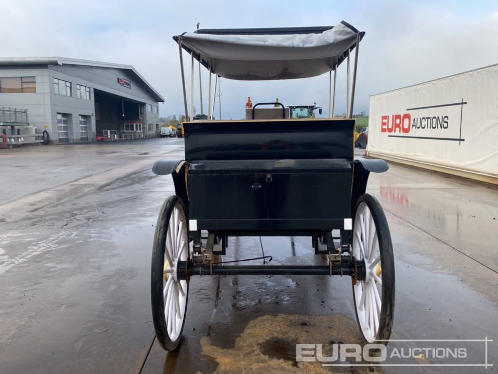 Unused 2025 Horse Drawn Carriage - Golf cart: picture 4 Unused 2025 Horse Drawn Carriage - Golf cart: picture 4