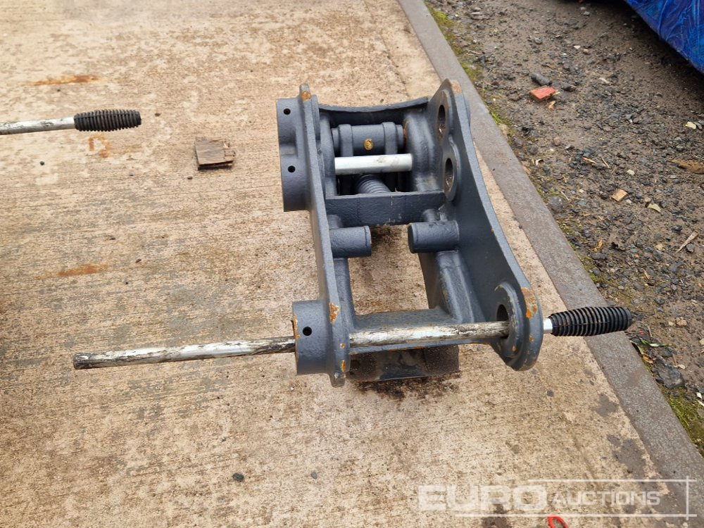 Unused 2025 Miller Manual QH 45mm Pin to suit 4-6 Ton Excavator - Quick coupler: picture 4 Unused 2025 Miller Manual QH 45mm Pin to suit 4-6 Ton Excavator - Quick coupler: picture 4