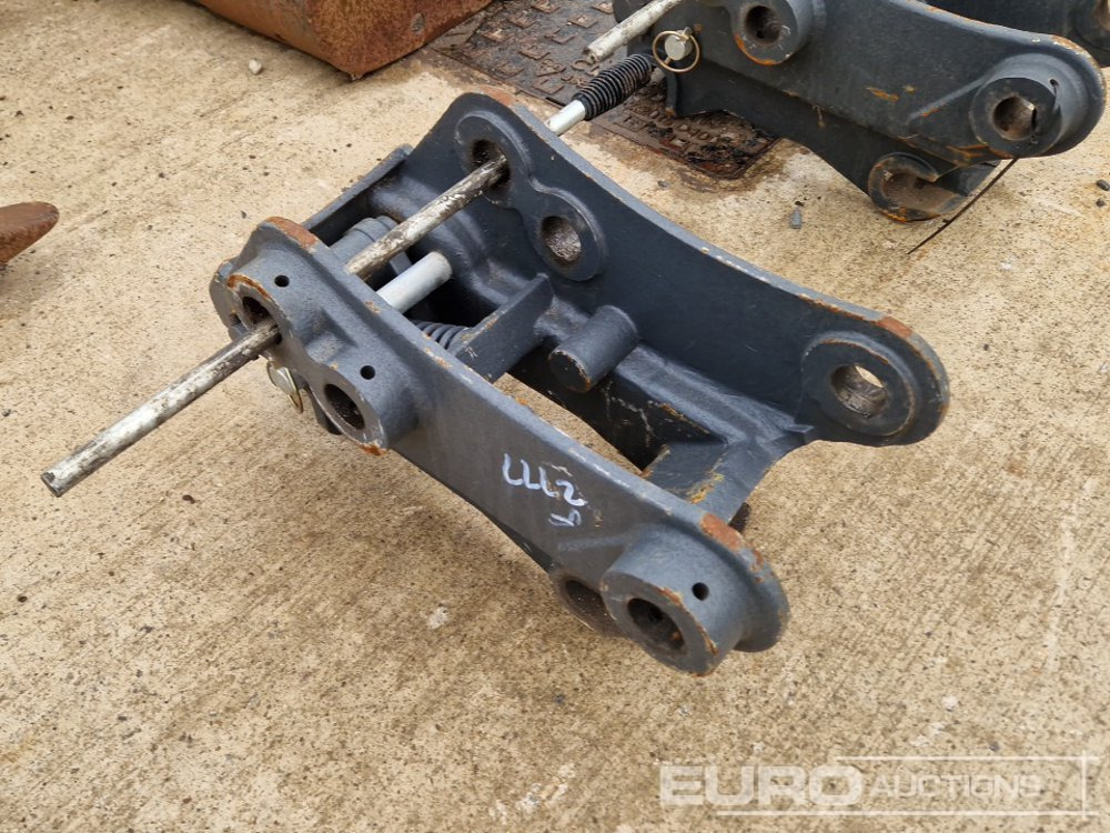 Unused 2025 Miller Manual QH 45mm Pin to suit 4-6 Ton Excavator - Quick coupler: picture 3 Unused 2025 Miller Manual QH 45mm Pin to suit 4-6 Ton Excavator - Quick coupler: picture 3