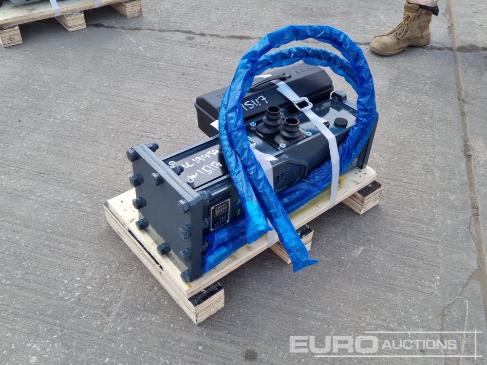 Unused 2025 Sailing 35 - Hydraulic hammer: picture 5 Unused 2025 Sailing 35 - Hydraulic hammer: picture 5
