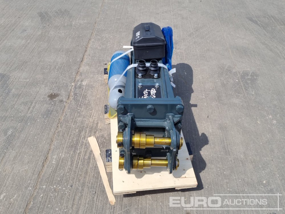 Unused 2025 Sailing 400 - Hydraulic hammer: picture 4 Unused 2025 Sailing 400 - Hydraulic hammer: picture 4