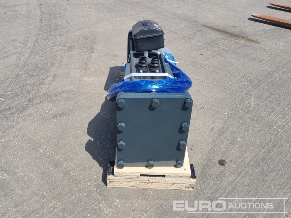 Unused 2025 Sailing 53 - Hydraulic hammer: picture 4 Unused 2025 Sailing 53 - Hydraulic hammer: picture 4