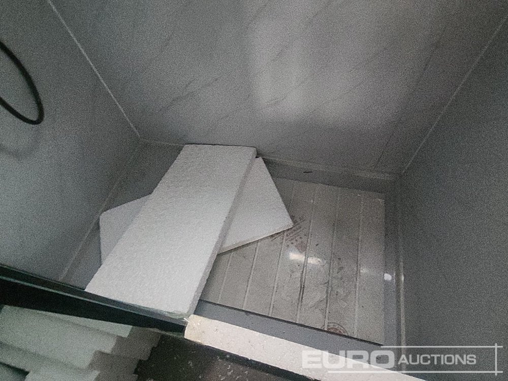 Shipping container Unused Expandable Container House, 2 Bedrooms, Living Room, Kitchen c/w Cabinets & Sink, Shower Room c/w Shower, Basin, Toilet (Cannot Be Reconsigned): picture 21 Shipping container Unused Expandable Container House, 2 Bedrooms, Living Room, Kitchen c/w Cabinets & Sink, Shower Room c/w Shower, Basin, Toilet (Cannot Be Reconsigned): picture 21