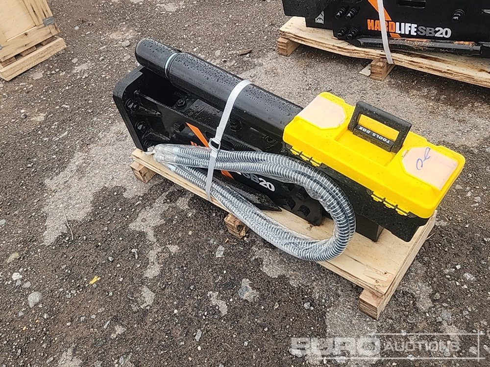 Unused Hardlife SB20 Hydraulic Breaker to suit Mini Excavator - Hydraulic hammer: picture 2 Unused Hardlife SB20 Hydraulic Breaker to suit Mini Excavator - Hydraulic hammer: picture 2
