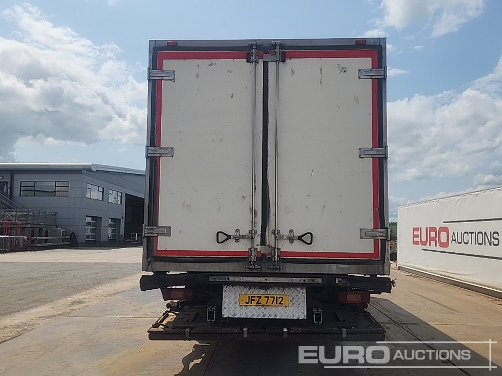 Volvo FE300 - Refrigerator truck: picture 4 Volvo FE300 - Refrigerator truck: picture 4