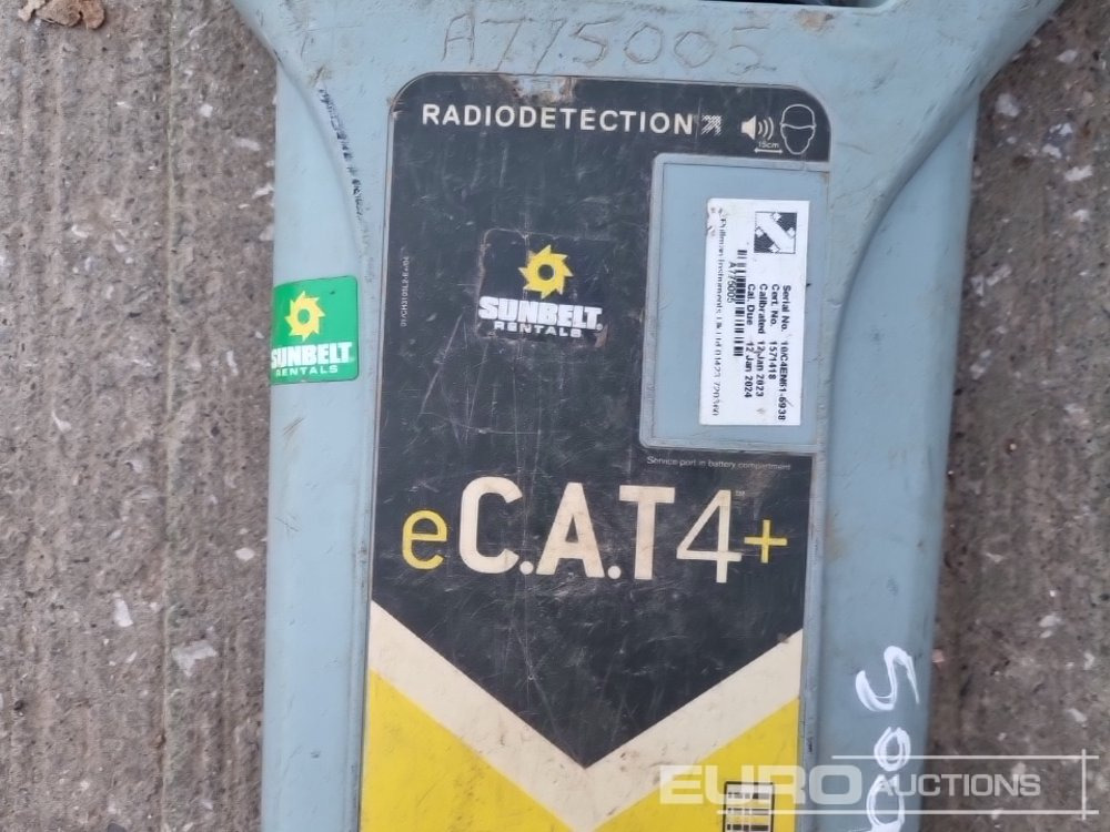 Construction equipment Wacker Neuson Balloon Light & Ballast Battery (2 of), 415 Volt Distribution Cable (2 of), C.A.T 4+ Radio Detector: picture 10