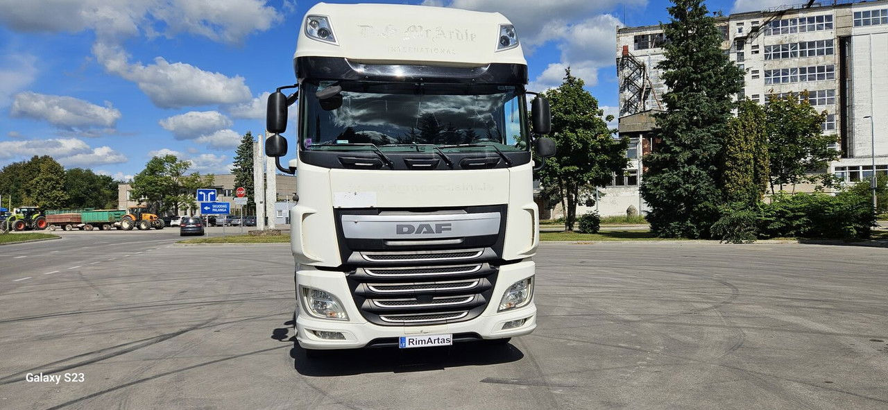 DAF XF 105.460 - Tractor unit: picture 2 DAF XF 105.460 - Tractor unit: picture 2