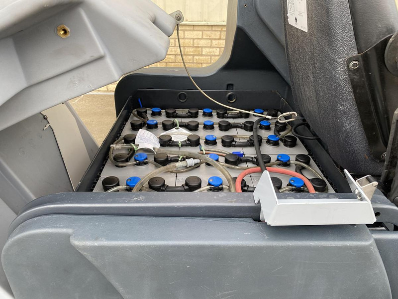 Scrubber dryer Nilfisk SC6500 1100C, Veeg- Schrobmachine: picture 10