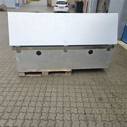 ABC Materialeskab til ladbil - Cab and interior for Truck: picture 4 ABC Materialeskab til ladbil - Cab and interior for Truck: picture 4