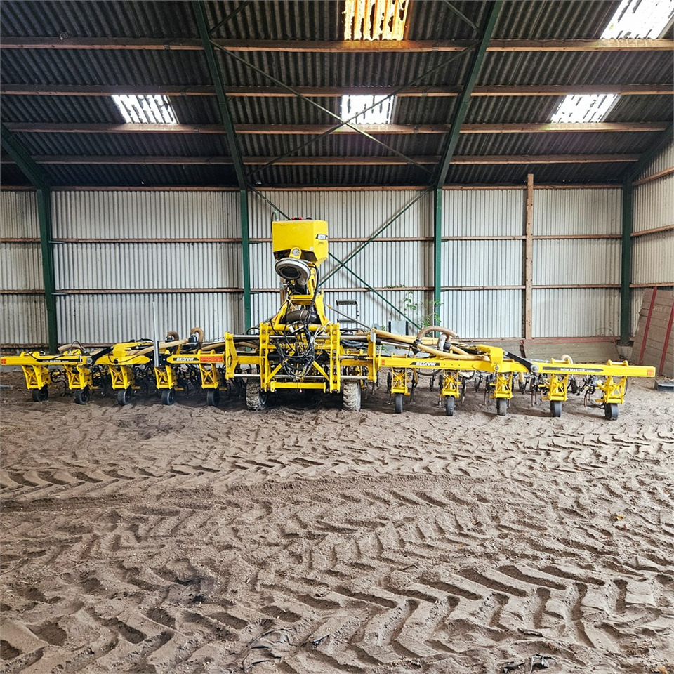 Bednar RN 9600 12 rk - Sowing equipment: picture 2 Bednar RN 9600 12 rk - Sowing equipment: picture 2