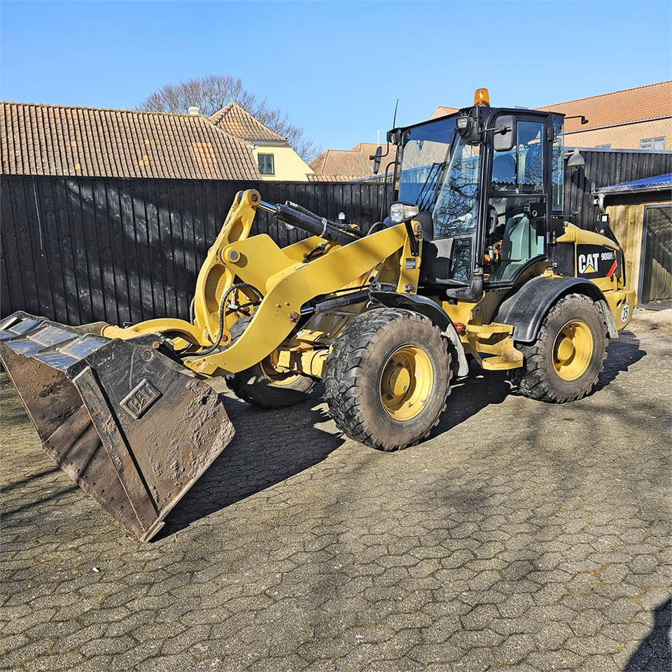 Caterpillar 908 H2 - Wheel loader: picture 1 Caterpillar 908 H2 - Wheel loader: picture 1