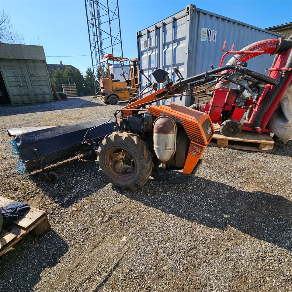 Goldoni L.128 *AB1* - Industrial sweeper: picture 4 Goldoni L.128 *AB1* - Industrial sweeper: picture 4